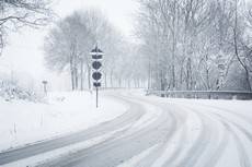 besneeuwde-weg